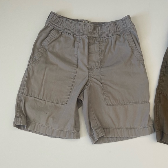 Boys 2 Short Bundle Sz 5 - Picture 3 of 5